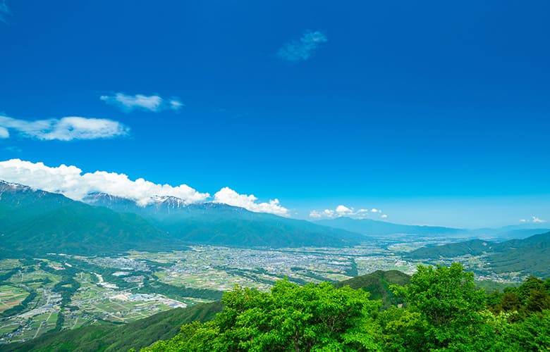 南箕輪村・伊那市周辺の住まいのことならご相談ください